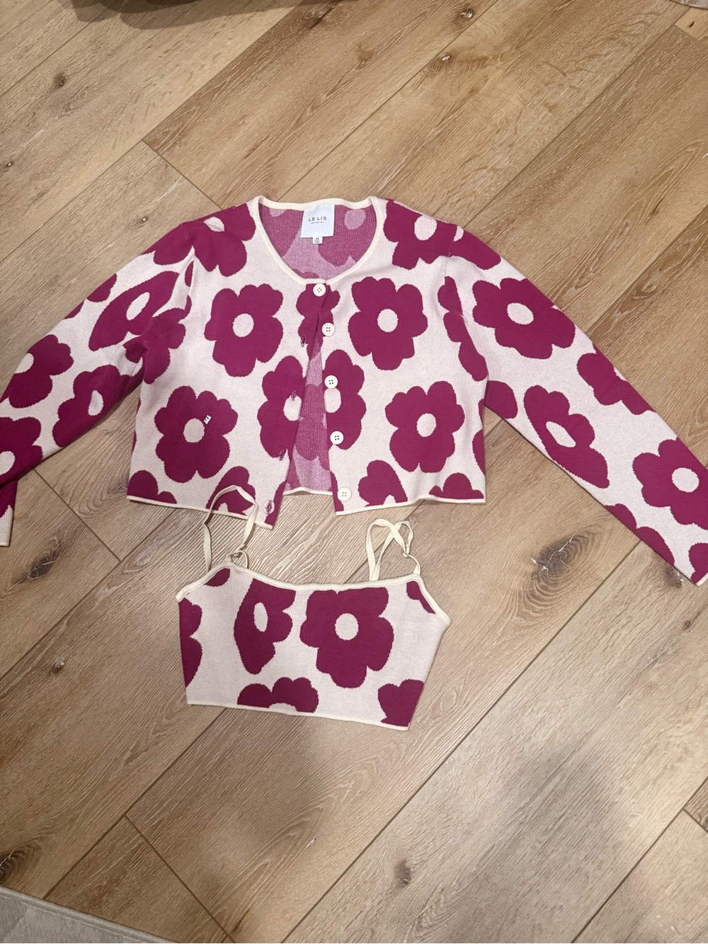 Le Lis Pink Floral Crop Cardigan and Tank SET only worn once perfect condition